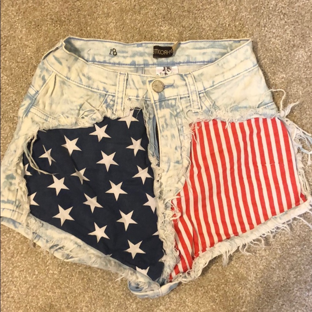 Highwasted American flag shorts